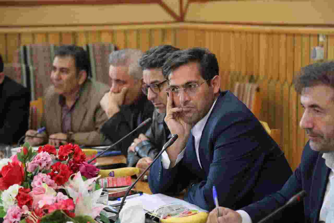 بررسی مشکلات ۱۵ واحد تولیدی خلخال در کارگروه رفع موانع تولید