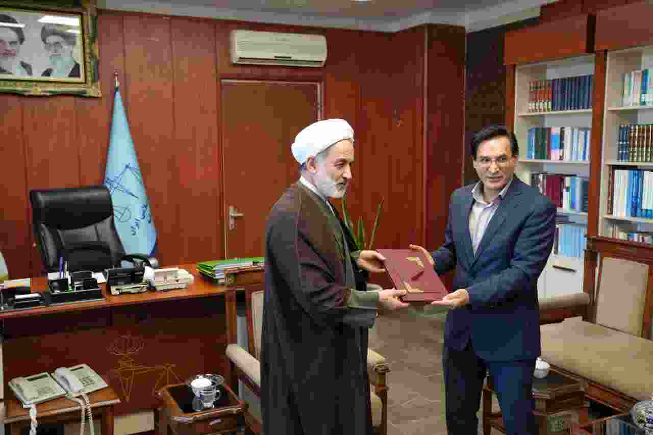 تأکید رئیس‌کل دادگستری اردبیل بر همکاری هدفمند جهاد دانشگاهی با مجموعه قضایی استان 