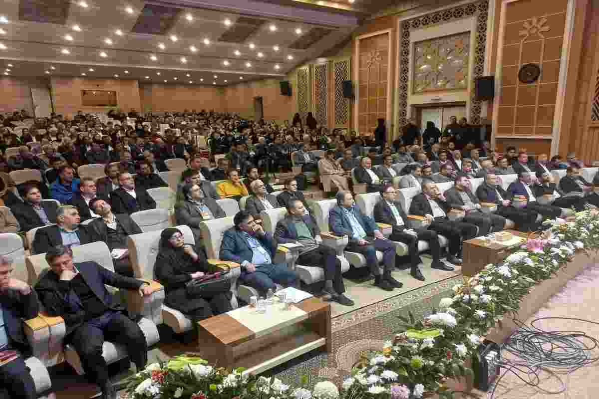 بیش از ۷۰ درصد ظرفیت استان در حوزه آب های درمانی خالی است 