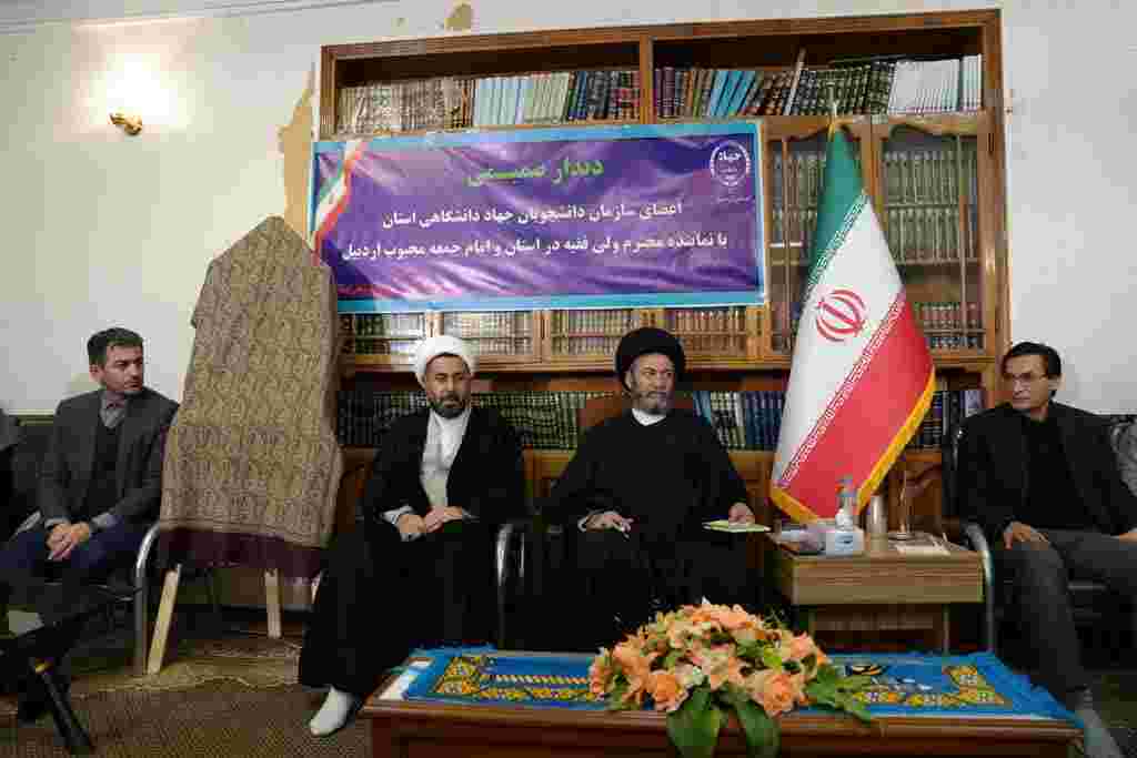 آینده ایران با علم، فرهنگ، مدیریت فاخر و اعتماد به جوانان ساخته می‌شود