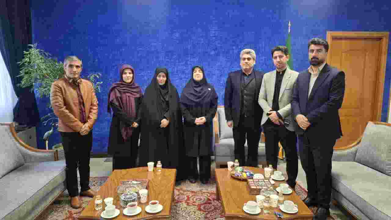 دسترسی آسان به اینترنت پرسرعت و مطمئن و پاسخگویی مدیران ضروری است